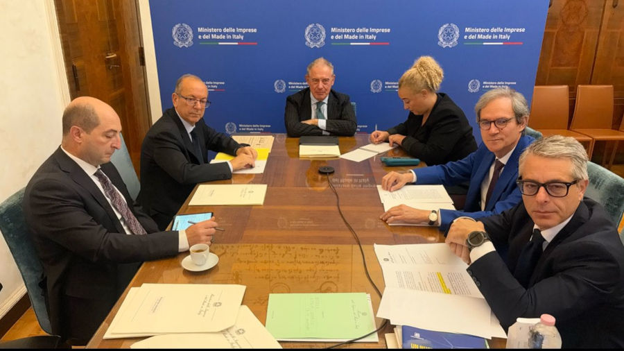 Spazio: Urso incontra il ministro francese Baptiste, Consolidare la cooperazione