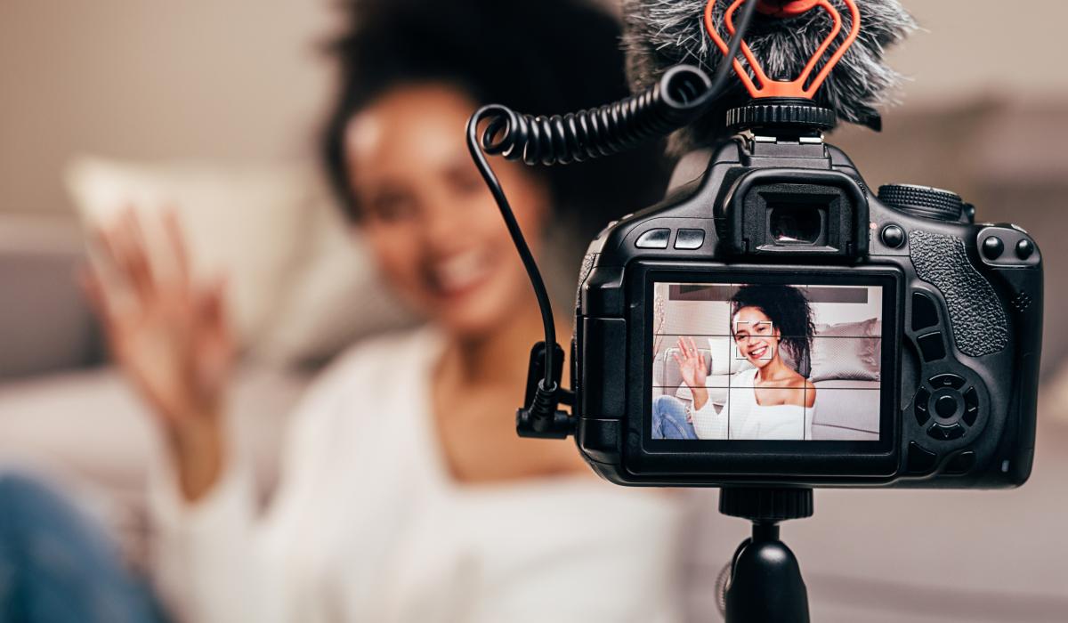Influencer: Agcom approva Linee guida e Codice di Condotta