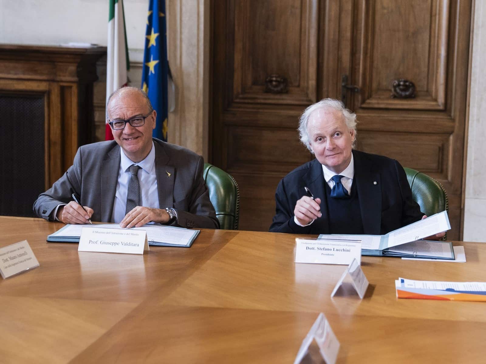 Educazione finanziaria Firma Protocollo MIM FEduF