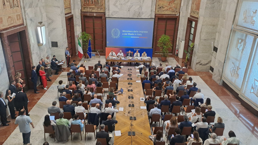 Moda: Urso, Priorità di governo, simbolo del Made in Italy