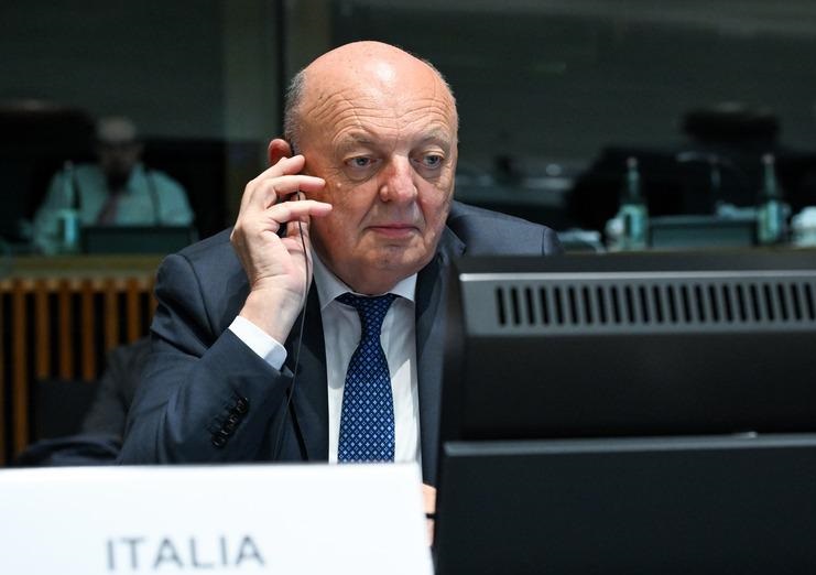 Biocarburanti: Pichetto al Consiglio Energia Ue, “per Italia punto fermo nella strategia climatica”