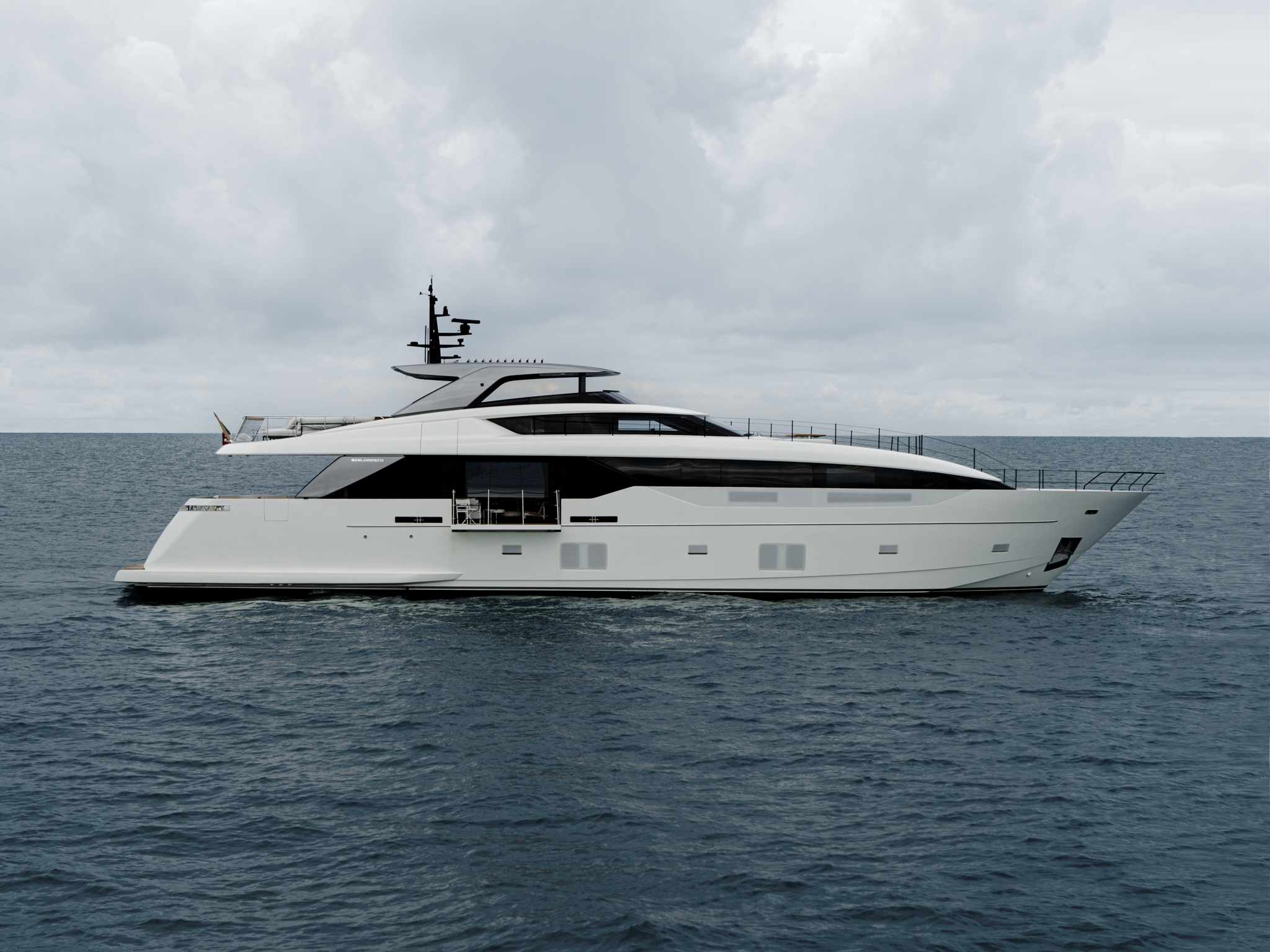 Sanlorenzo SL110A e Bluegame BGF45 premiati ai Design Innovation Awards 2025