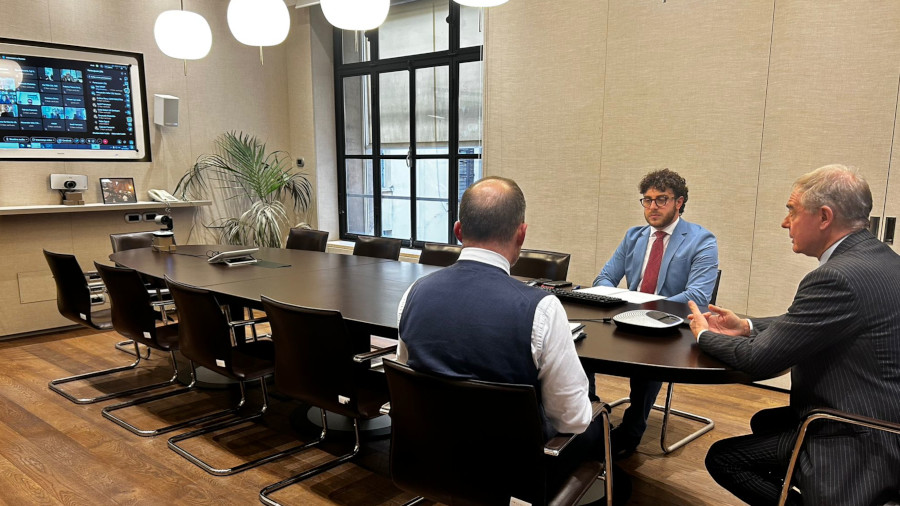 RWM, Urso: “Governo pronto a intervenire in assenza di una decisione della Regione”