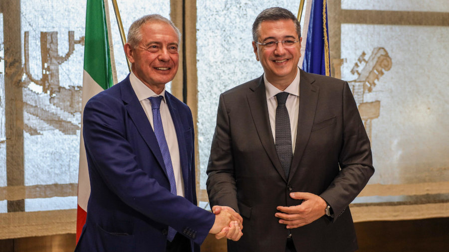 UE: Urso incontra il Commissario Tzitzikostas. Piena sintonia sui principali dossier di politica industriale