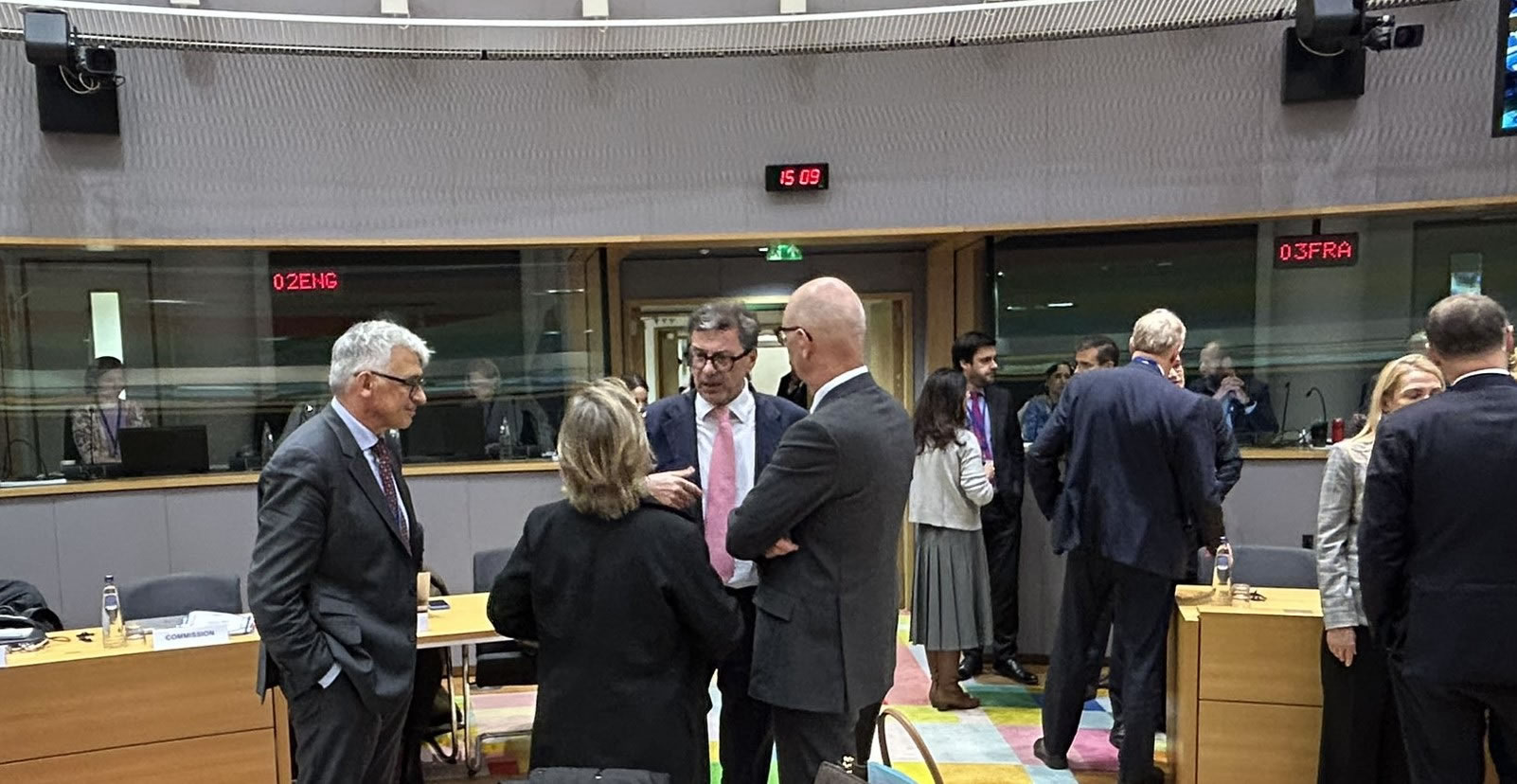 Cina: Giorgetti, regole per arginare aggressione economica