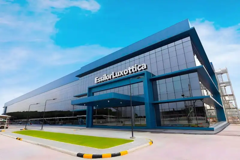 EssilorLuxottica acquisisce alcuni asset della sudcoreana PUcore