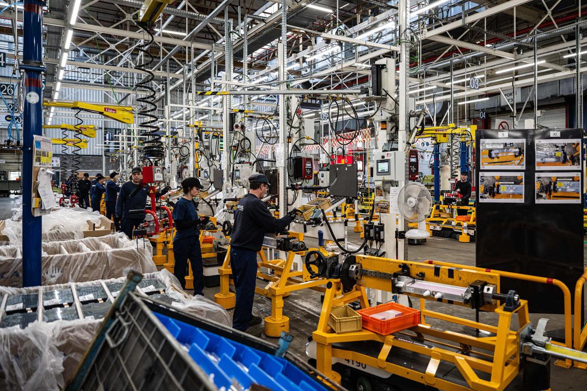 Prometeia: produzione in crescita a marzo e nella media del primo trimestre