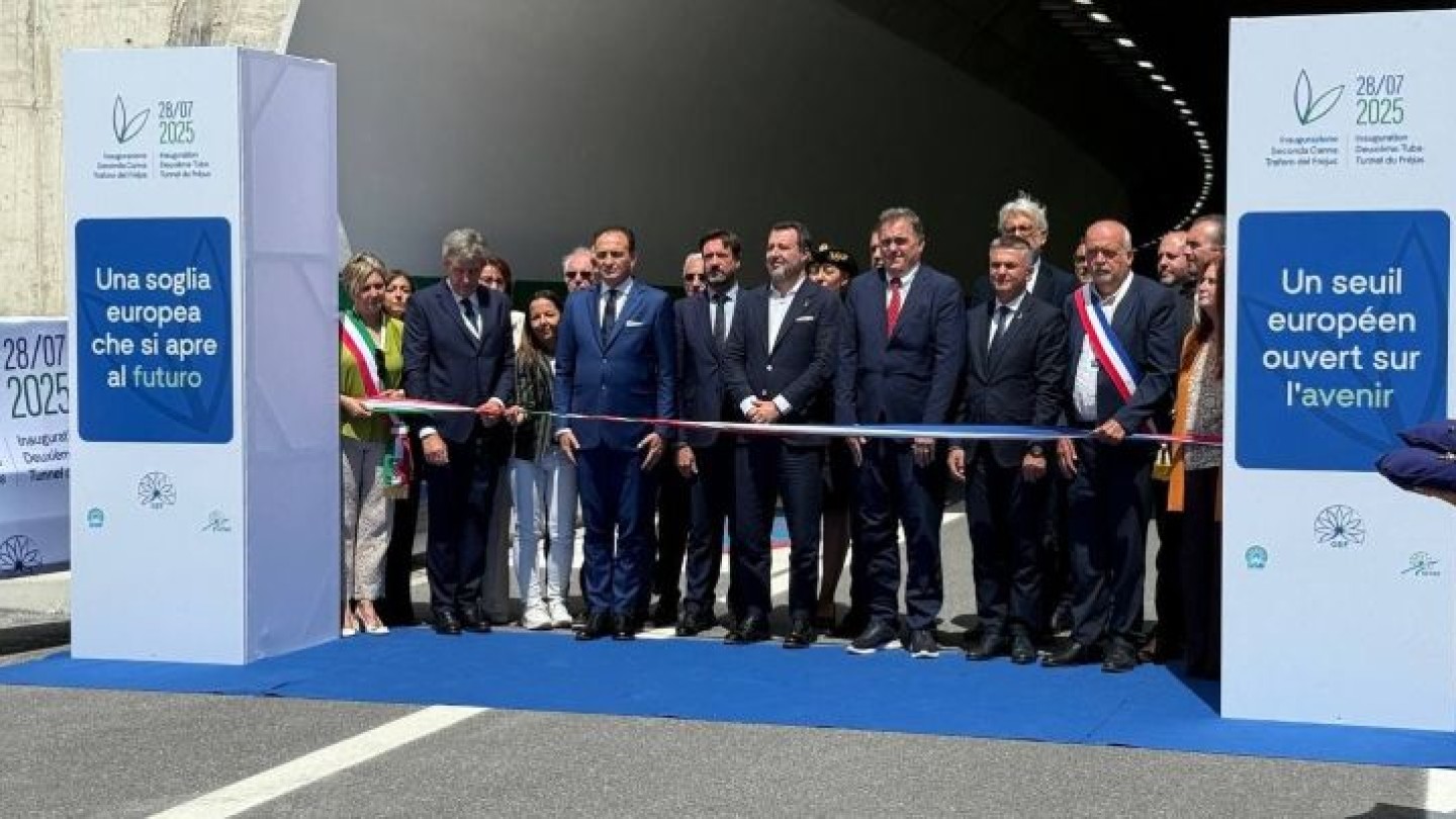 Traforo del Frejus: inaugurata la seconda canna, più sicurezza nella circolazione tra Italia e Francia