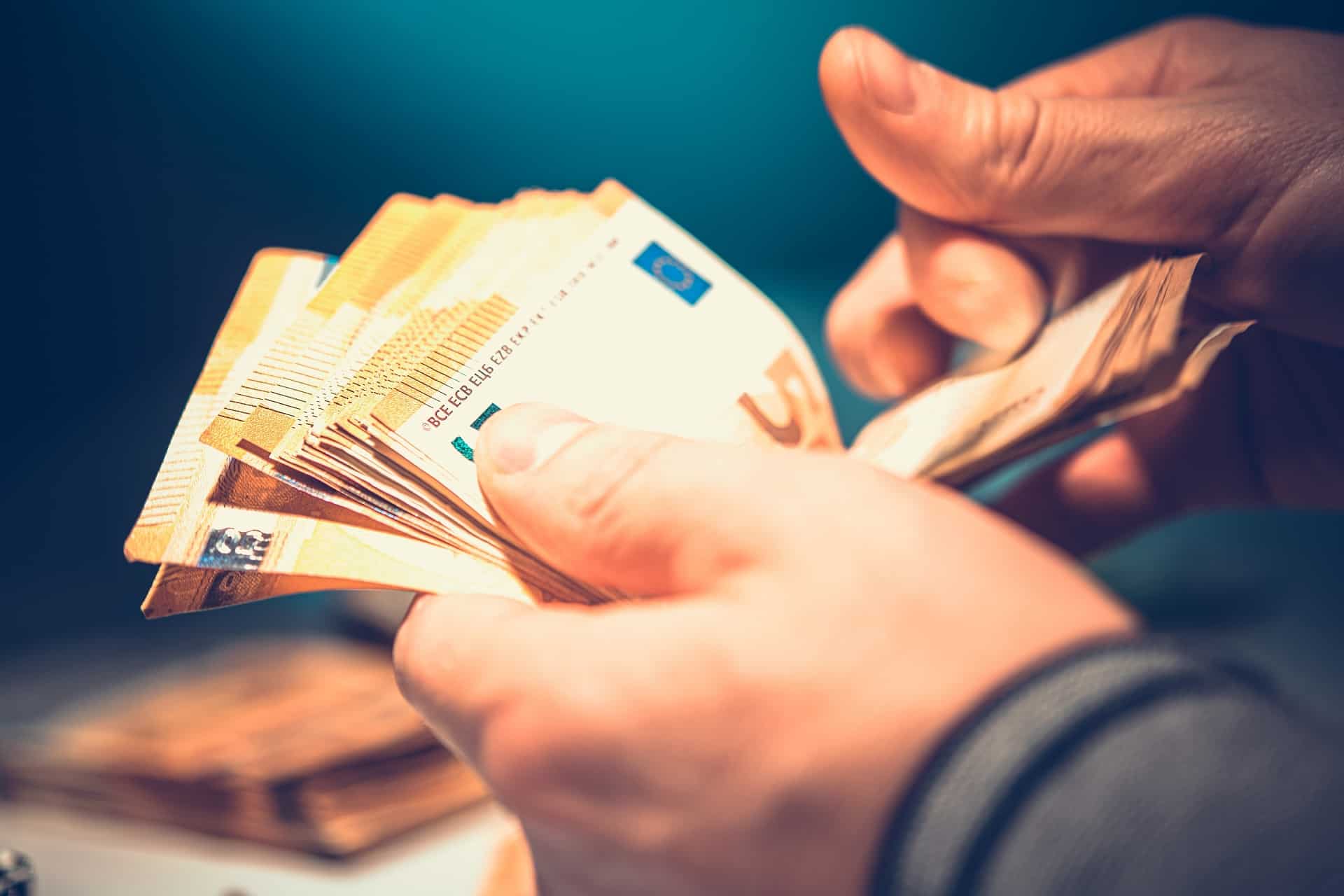 Confesercenti, contratti pirata frenano recupero potere d'acquisto