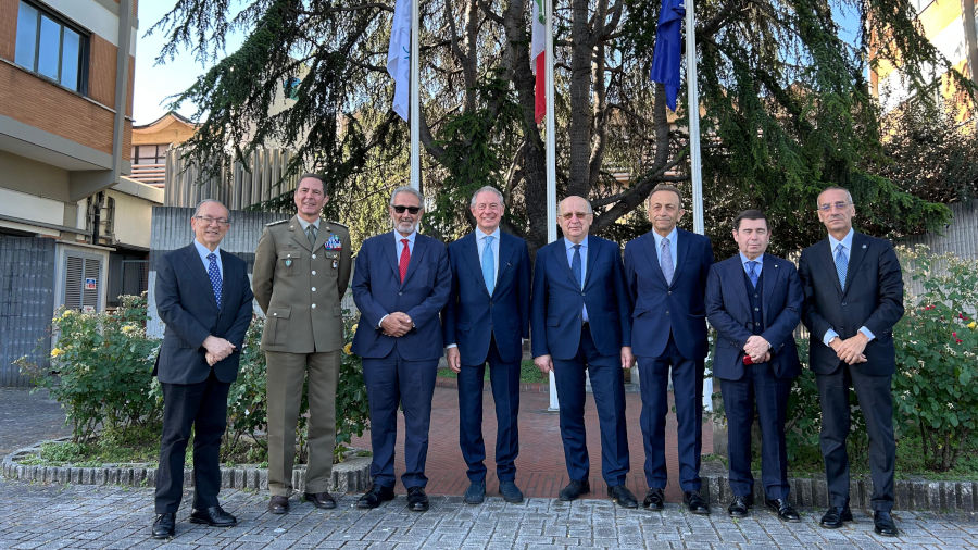 Spazio: Urso con Kubilius, visita Thales Alenia, Telespazio e Avio