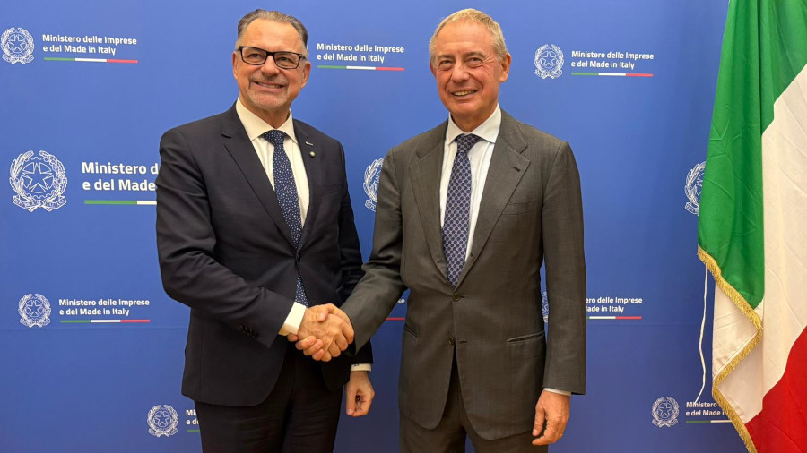 Spazio: nuovo incontro tra Urso e il DG ESA Aschbacher in vista della Ministeriale di Brema