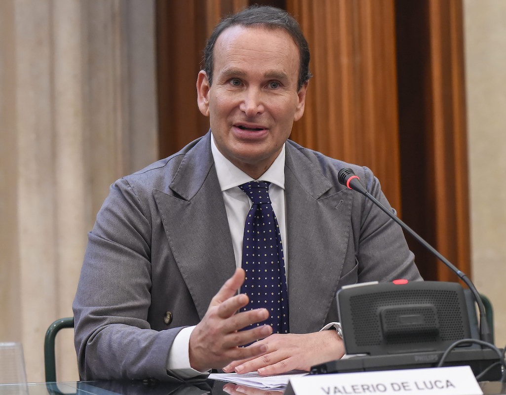 IA, istituzioni e imprese insieme per attuare l’AI Act europeo: al via la cabina di regia italiana