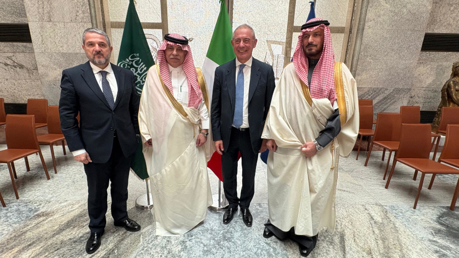 Italia-Arabia Saudita: Urso incontra il ministro del commercio Al-Kassabi