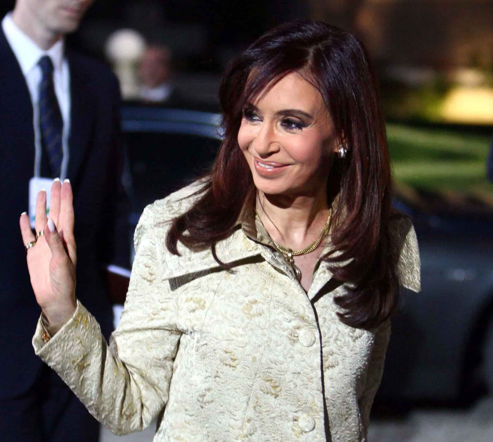 L'impero svanito, Kirchner e la sottrazione immobiliare di massa