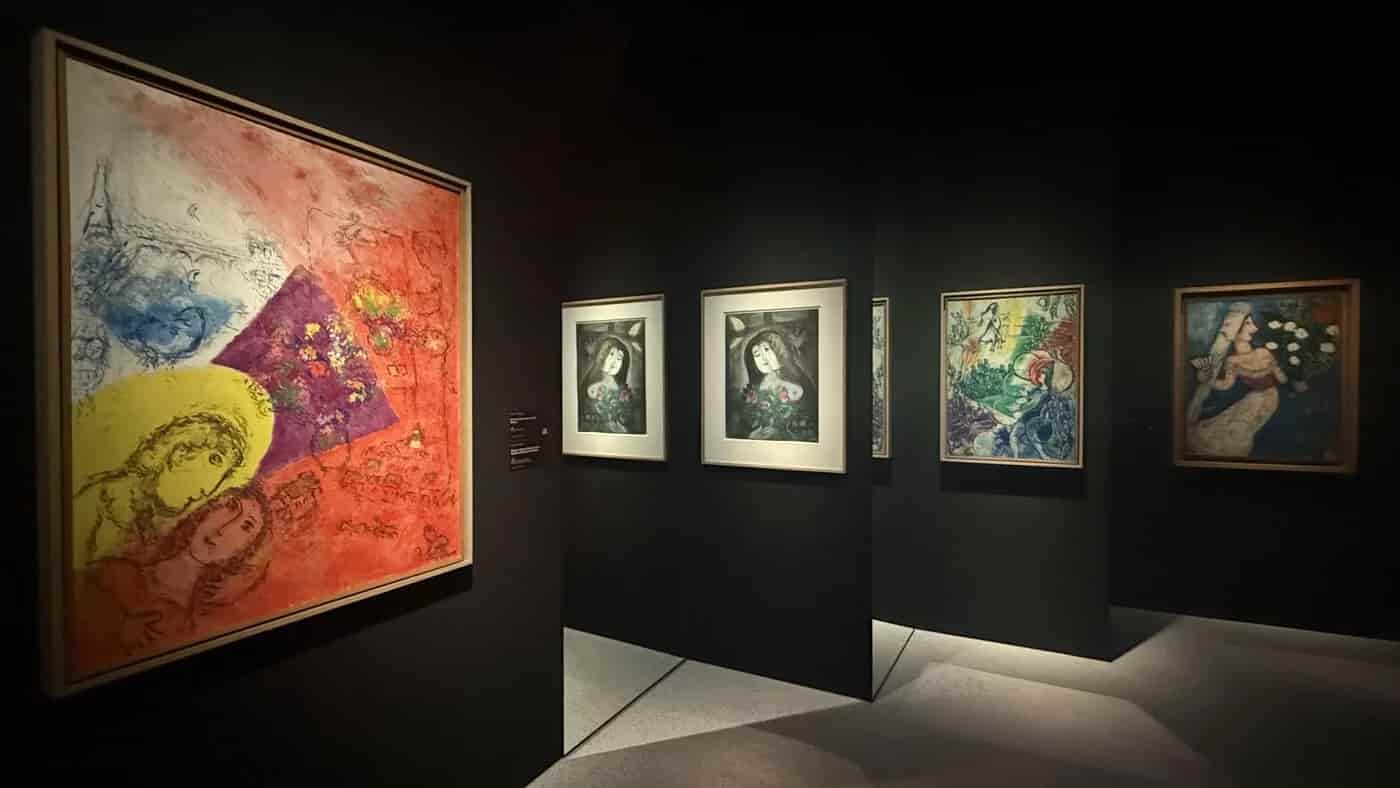 Chagall, testimone del suo tempo: Palazzo dei Diamanti svela l'universo poetico del maestro