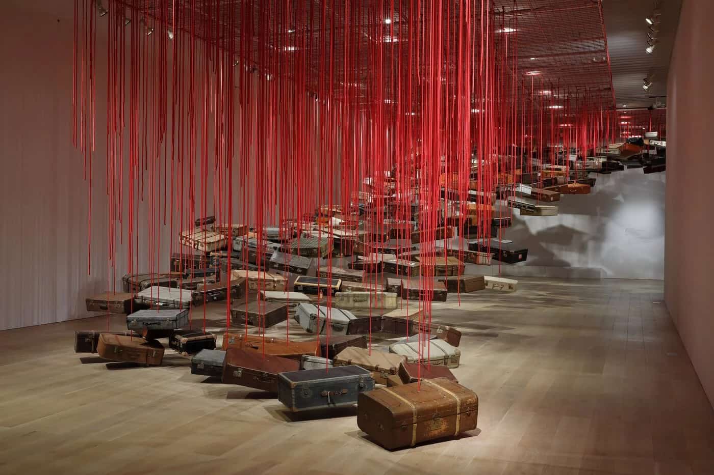 Il filo rosso dell'esistenza, Chiharu Shiota al MAO di Torino