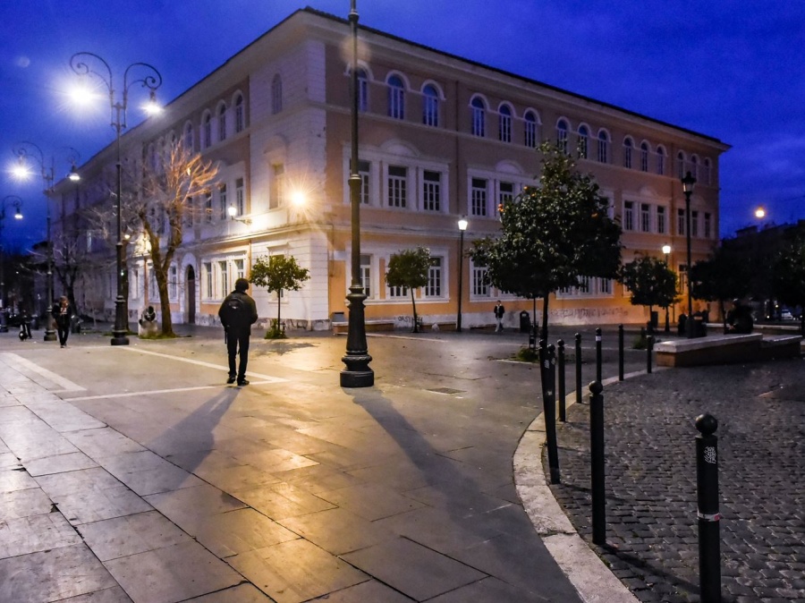Confcommercio: risale a giugno il disagio sociale in Italia