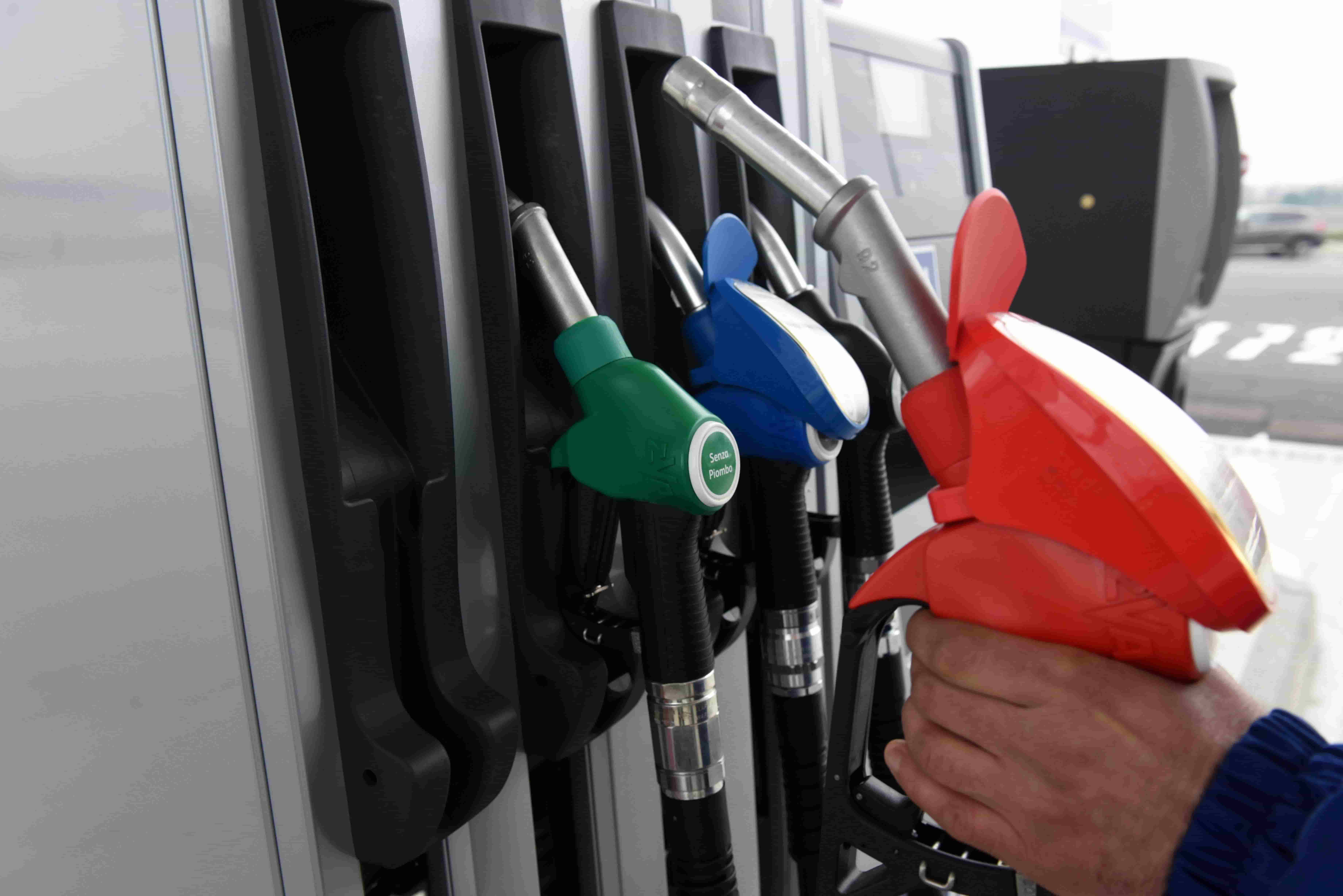 Gasolio, accisa triplicata minaccia inflazione e competitività