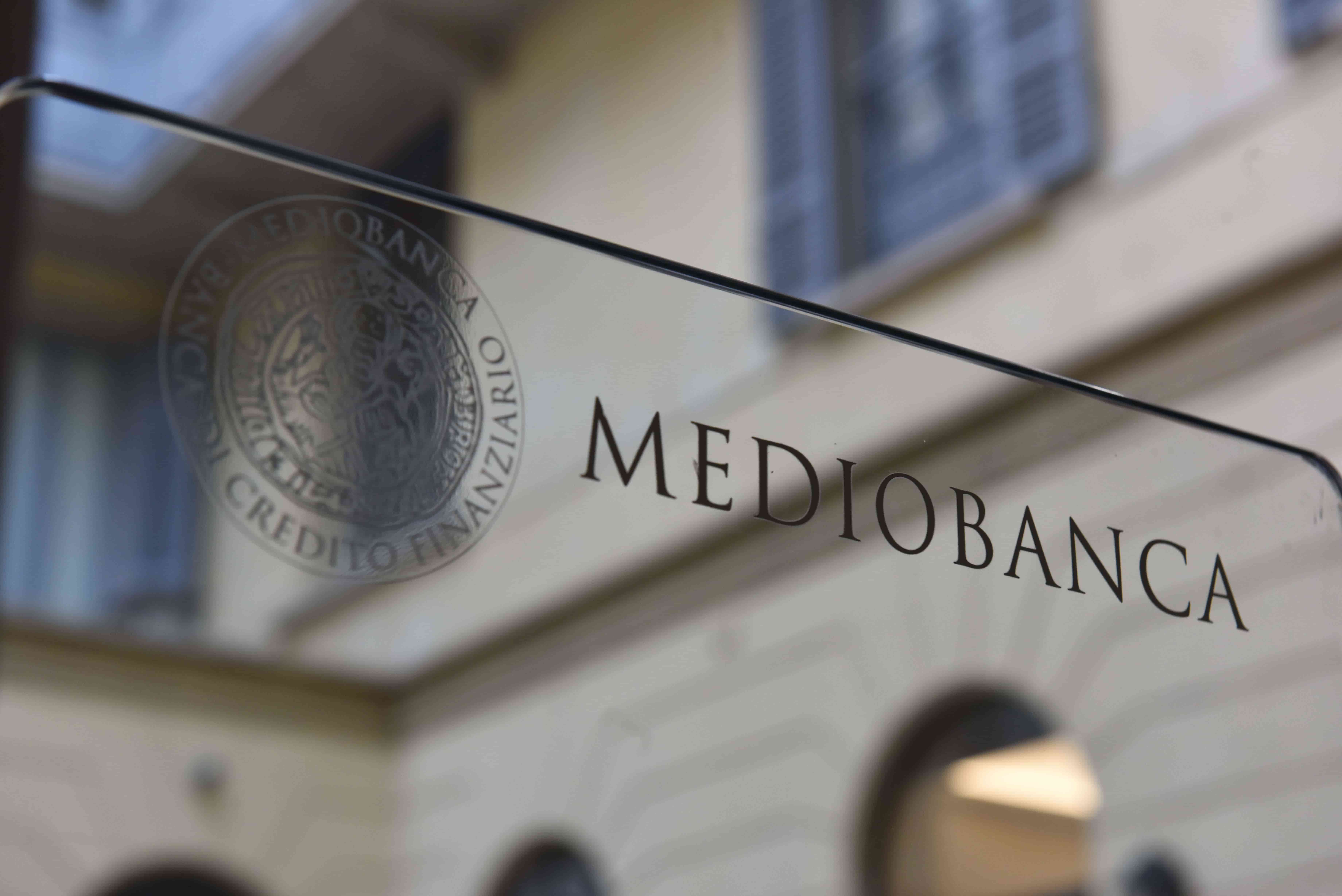 Mediobanca chiarisce su offerta Banca Generali e risponde a Caltagirone