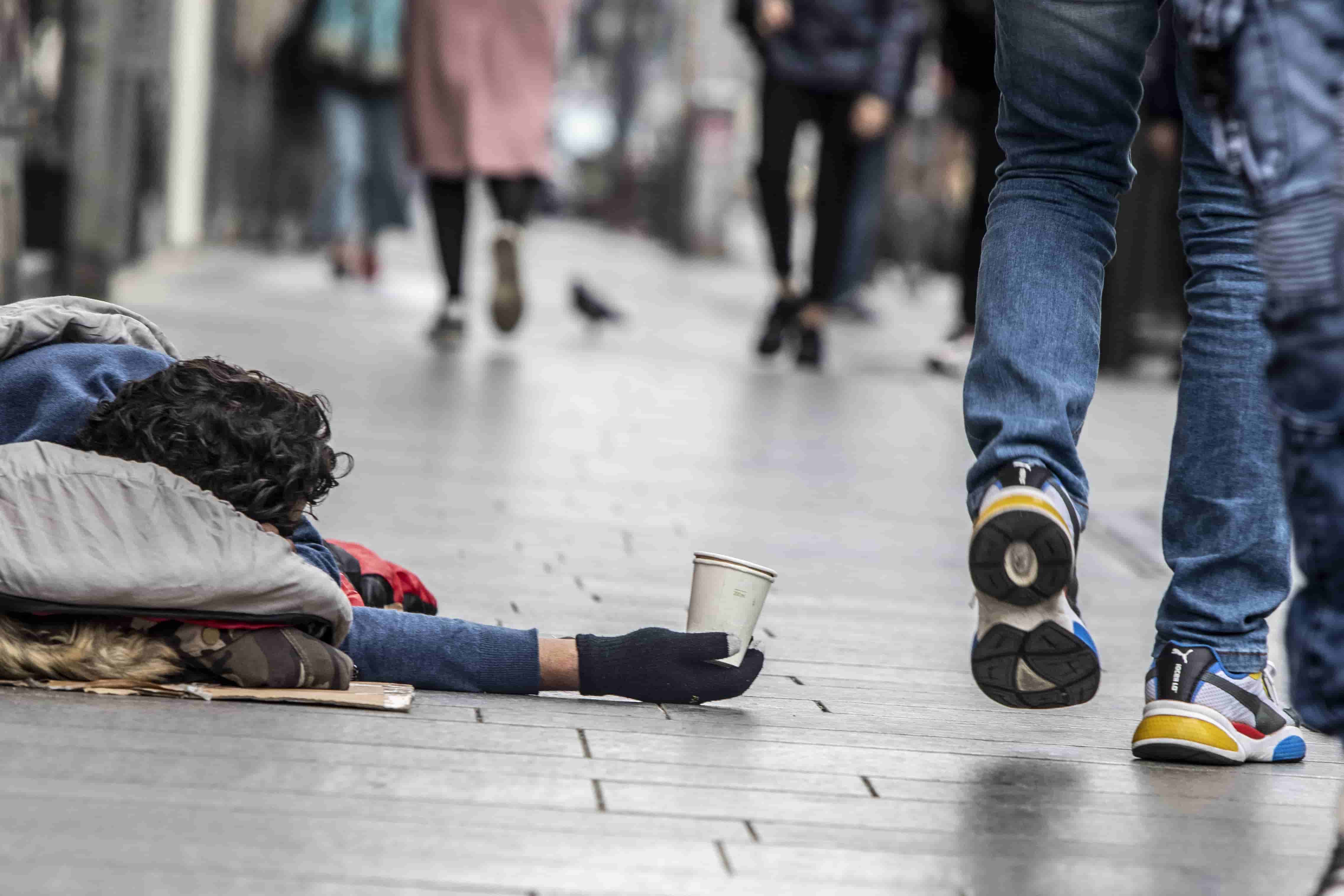 Calabria e Campania a rischio povertà