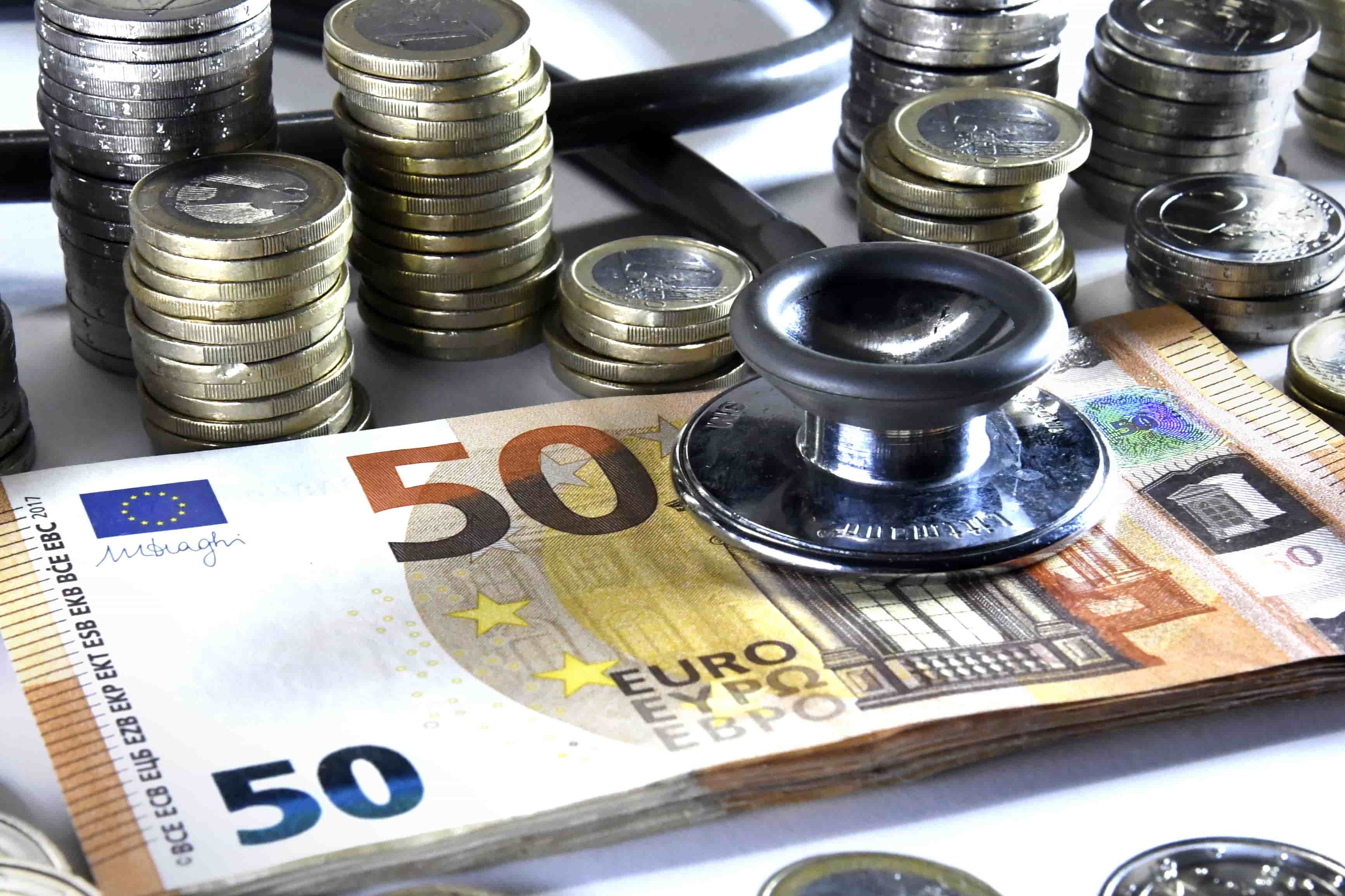 Credito alle imprese, segnali di ripresa ma restano penalizzate le piccole aziende
