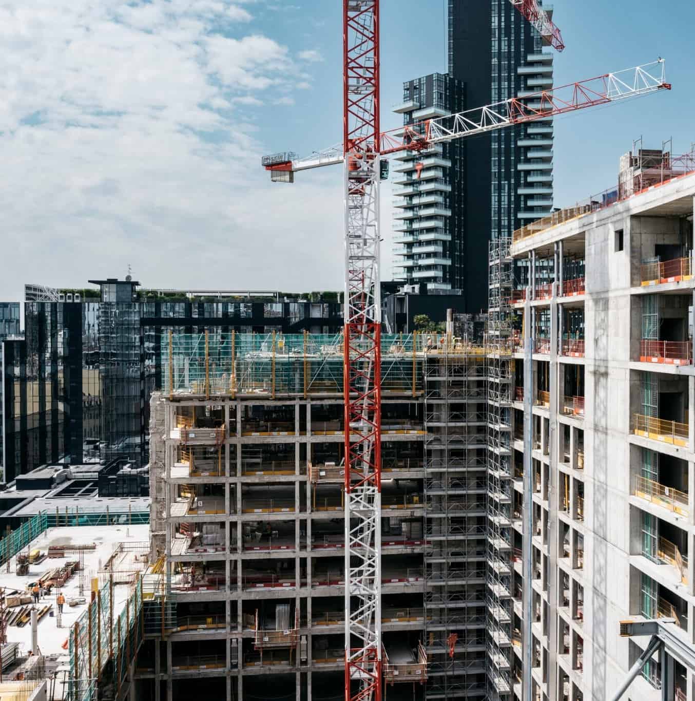 Costruzioni, produzione in calo ad agosto ma trend ancora positivo nel trimestre
