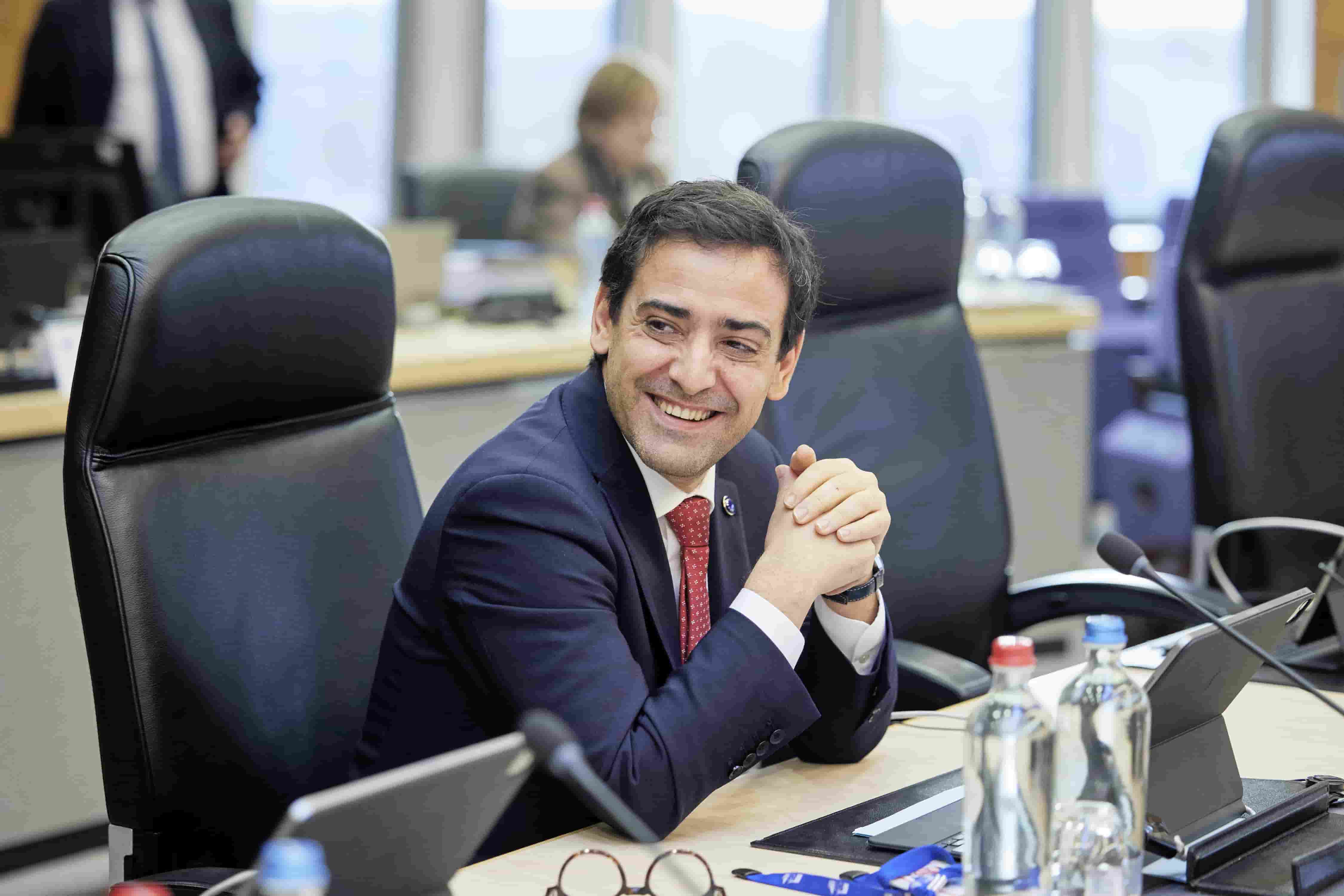 L’Europa prepara la rivoluzione delle e-car economiche, auto elettriche da 15 mila euro per tutti