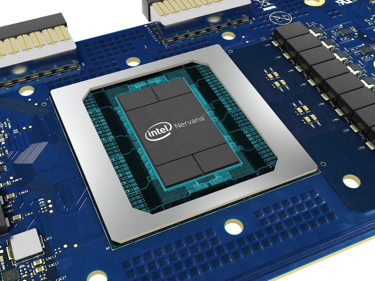 Chip: per Intel un finanziamento da due miliari di dollari da SoftBank