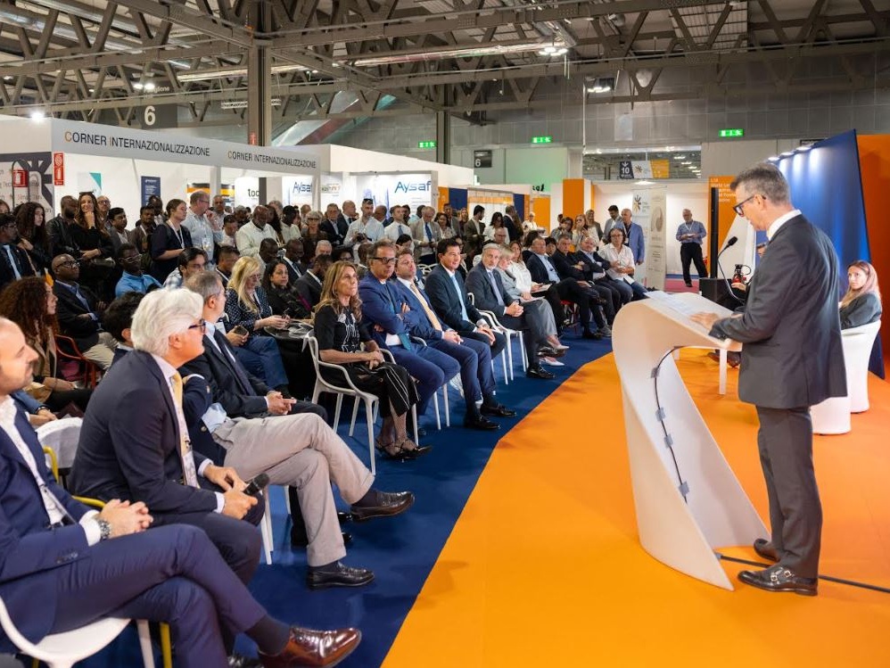 Simac Tanning Tech: 'industria pelle-moda italiana in difficoltà ma ci sono segnali positivi'