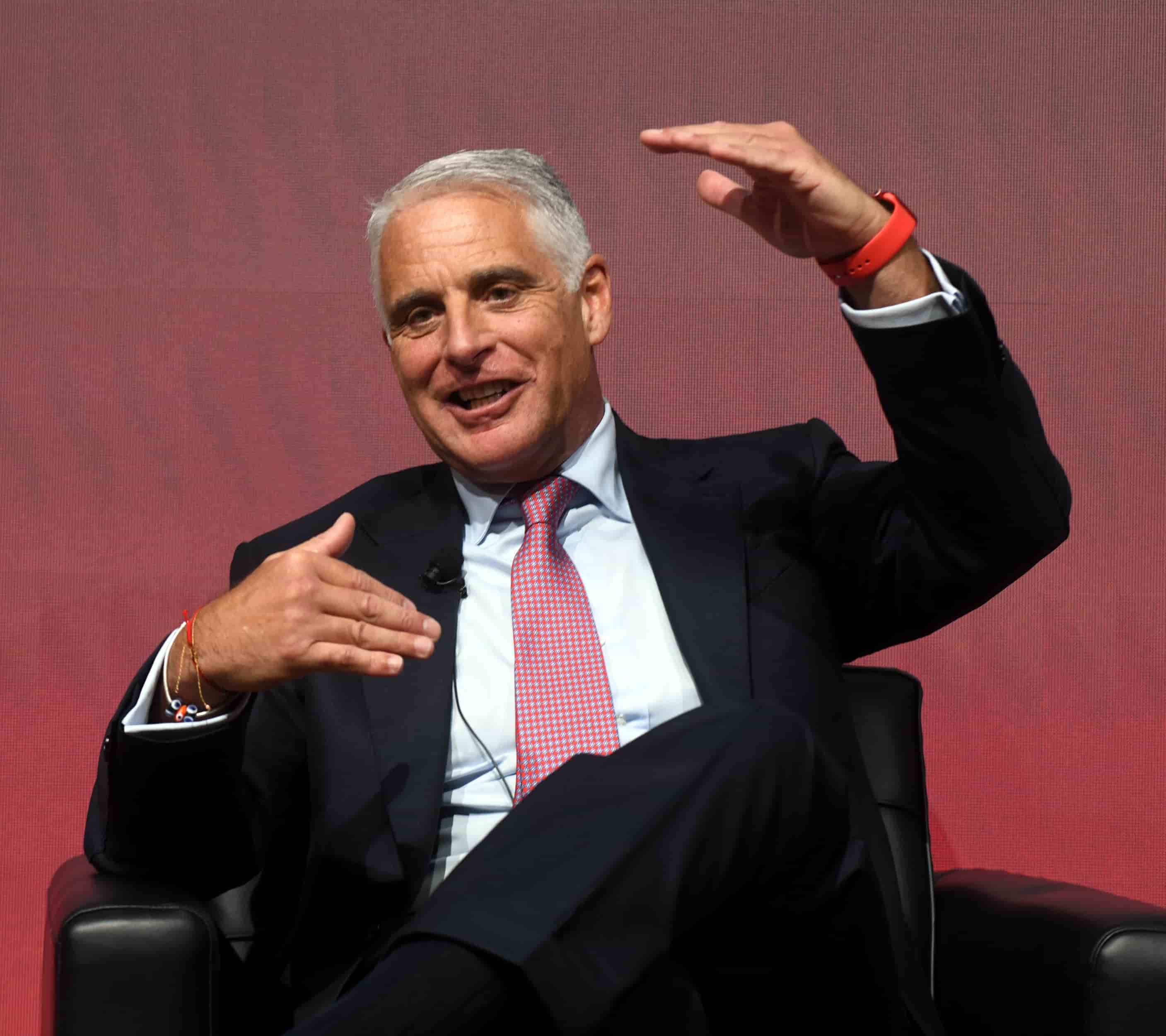 UniCredit, nuovo trimestre record