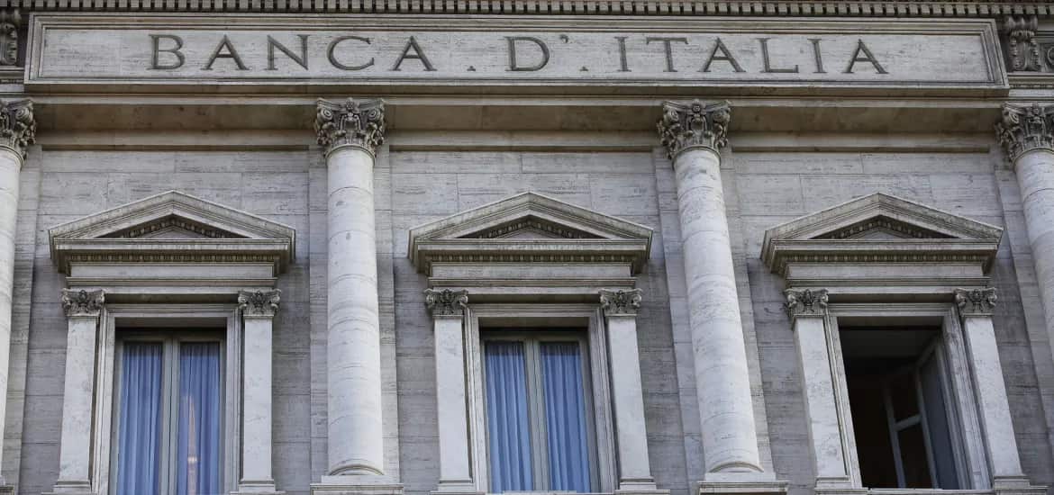 Frodi online in crescita: Bankitalia rafforza i controlli su bonifici e transazioni