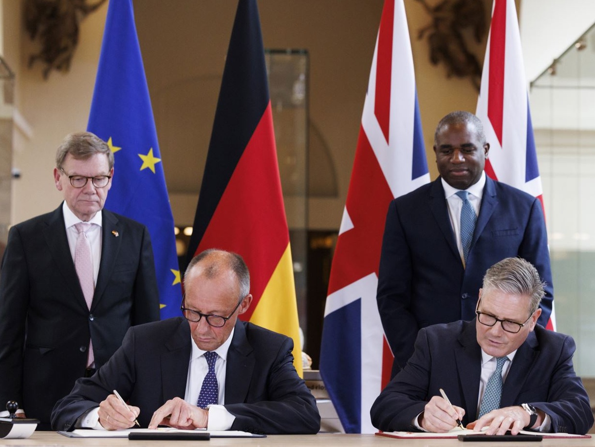 Londra e Berlino unite in un grande trattato di difesa