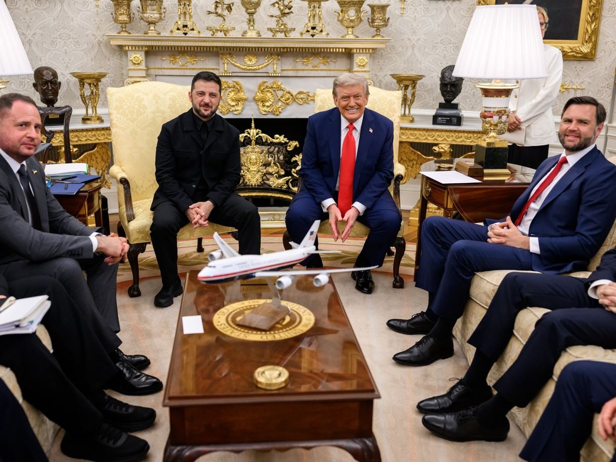 Ucraina, l'incontro tra Trump e i leader europei ha avuto un vincitore: di nuovo Putin