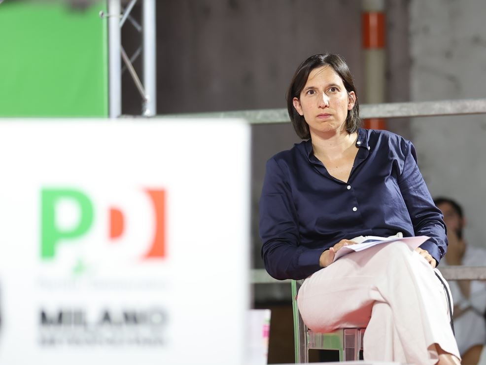 Pd diviso: Schlein vuole proseguire nel rapporto col M5S, il partito teme l'abbraccio mortale