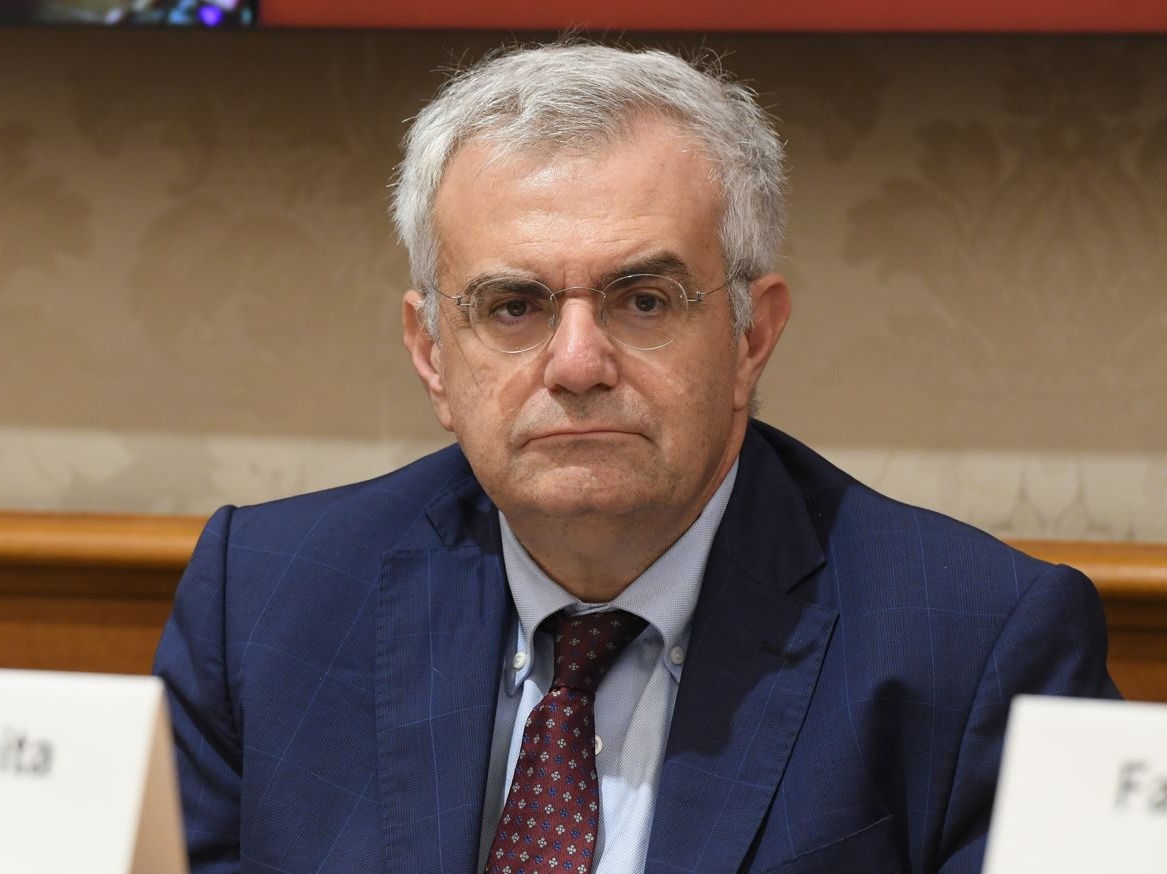 Giovani e contraffazione, uno su tre non riconosce il falso