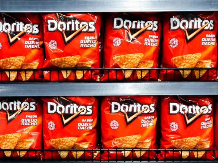 Doritos vs Glock: cronaca semiseria di un algoritmo in stato confusionale