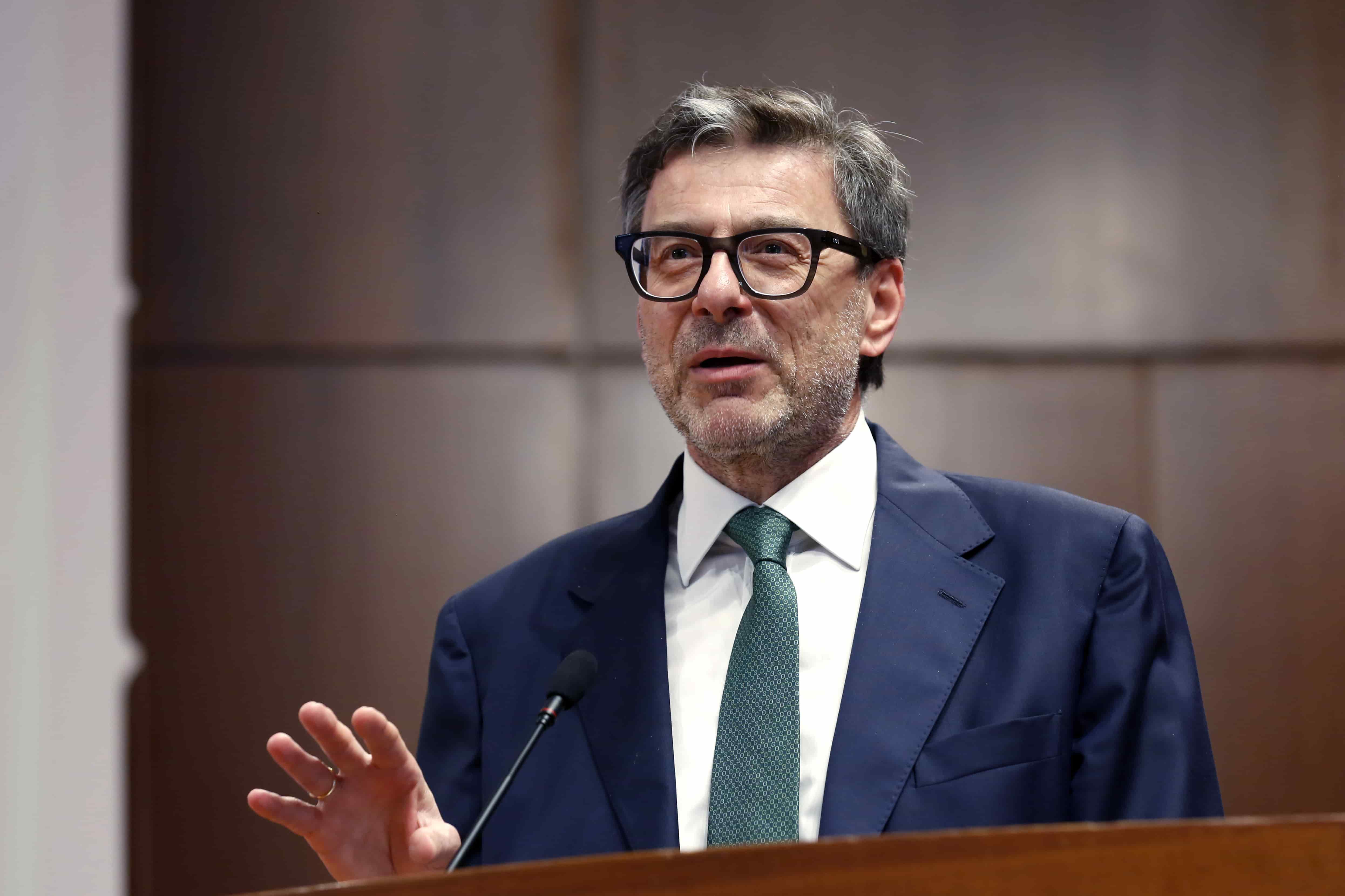 Dazi, resilienza e diplomazia economica: la visione di Giorgetti sul futuro dell’Italia