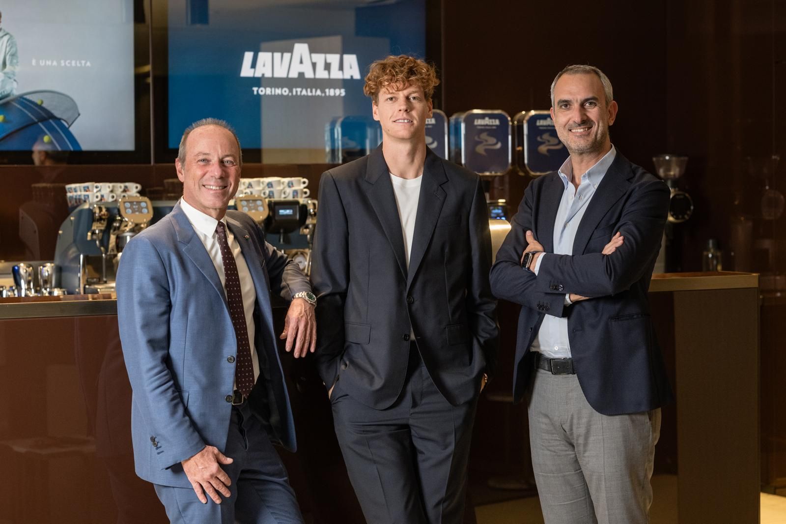 L'eccellenza continua, Lavazza e Jannik Sinner insieme fino al 2030