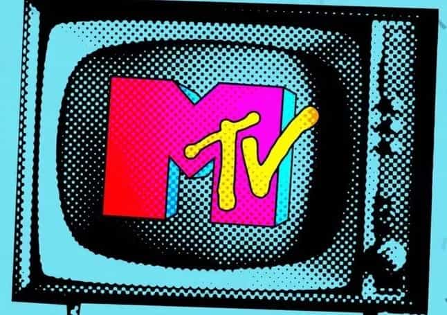 MTV si arrende a YouTube, Spotify e TikTok