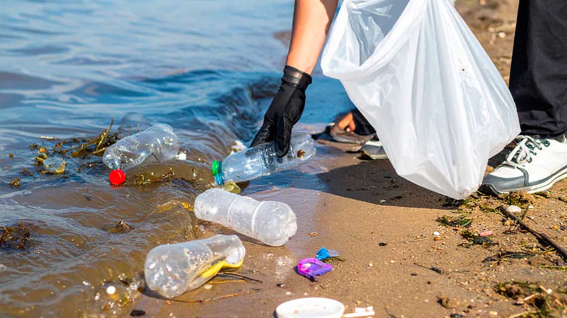 Ambiente: ENEA nel progetto per contrastare l’inquinamento da plastica nelle acque