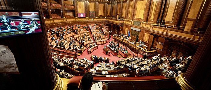 Salario minimo: no a imposizione per legge. Vera garanzia per lavoratori è contrattazione collettiva