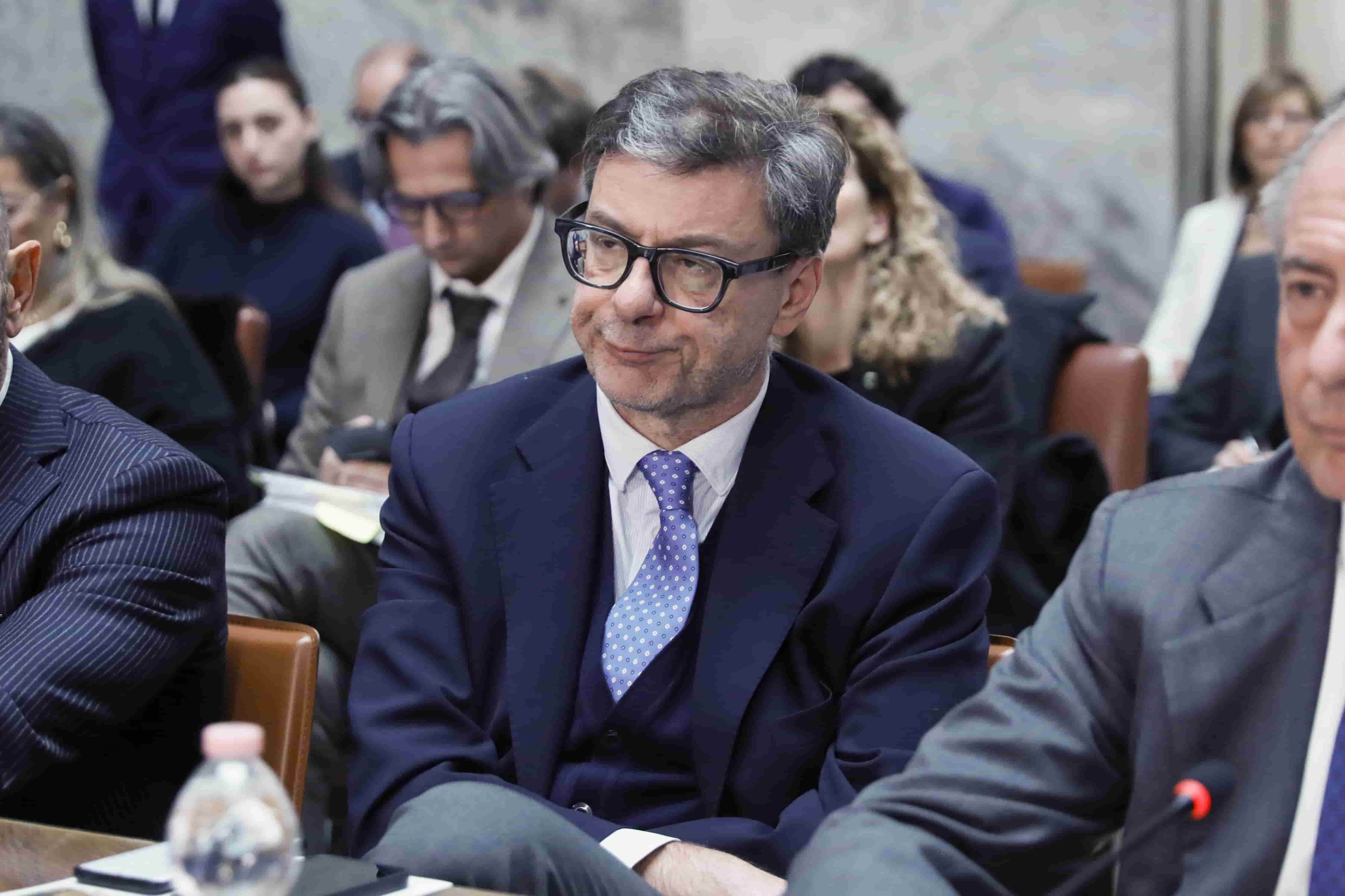 Scontro UE-Italia, doppia infrazione su Golden Power e direttiva Case Green