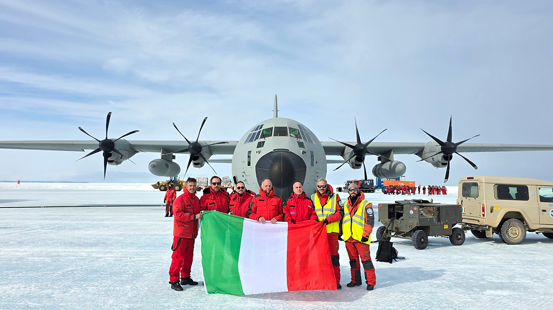 Antartide: accordo ENEA - Difesa sul trasporto aereo delle spedizioni italiane