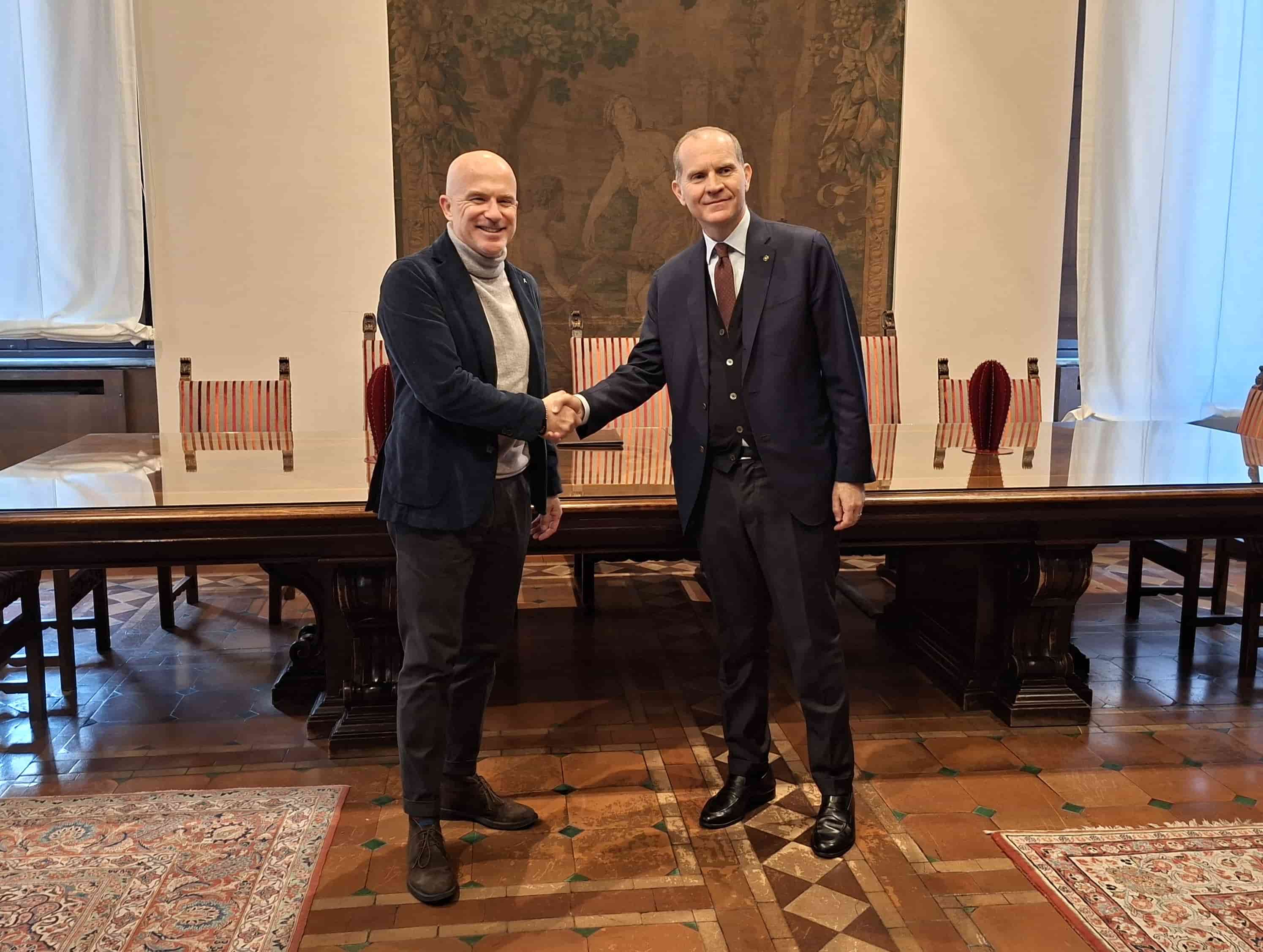 Olio Evo 100% italiano: accordo Confagricoltura-Costa d’Oro