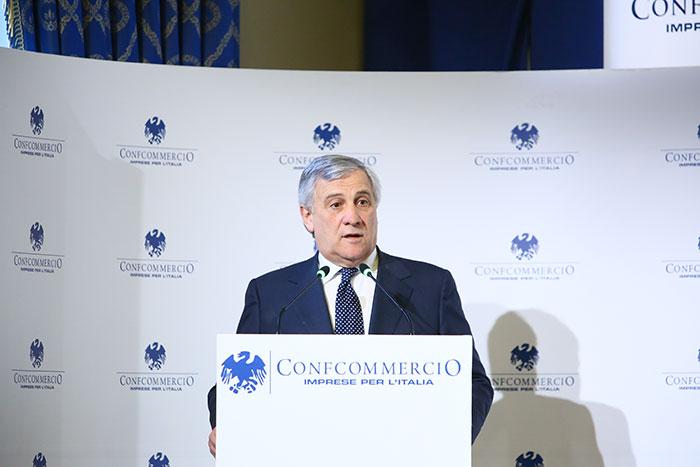 Tajani: “il Governo è al fianco delle pmi, ossatura del nostro sistema economico”