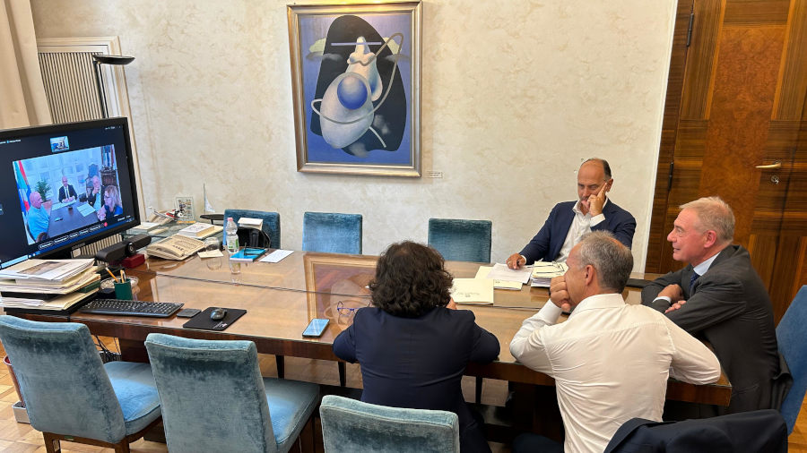 Ex Ilva: Urso illustra a Bitetti piano di decarbonizzazione e accordo di programma interistituzionale