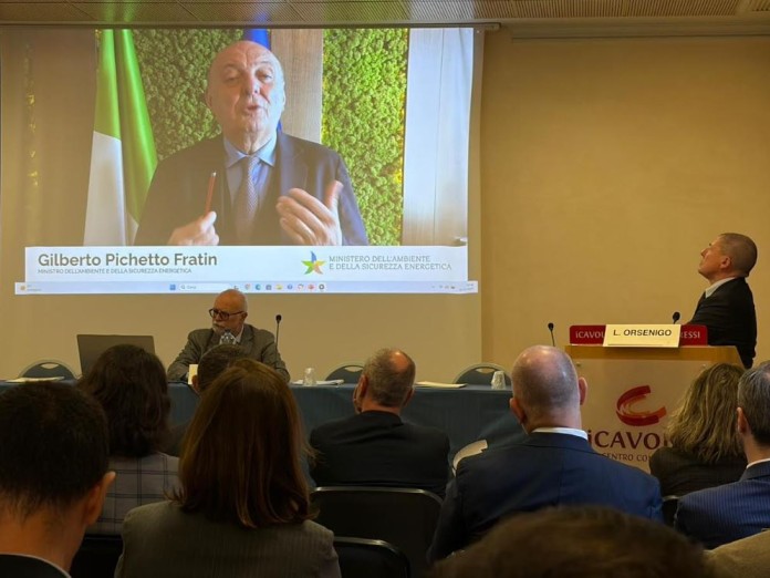 AIS lancia il Tavolo Nazionale per definizione di un modello per infrastrutture e finanza sostenibili