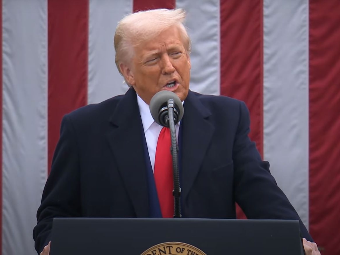 Trump cerca di strangolare economicamente Maduro: blocco delle petroliere venezuelane sanzionate